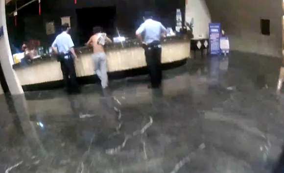 报警打兄弟“小报告”?海宁警方:表扬! 报警打兄弟“小报告”?海宁警方:表扬!