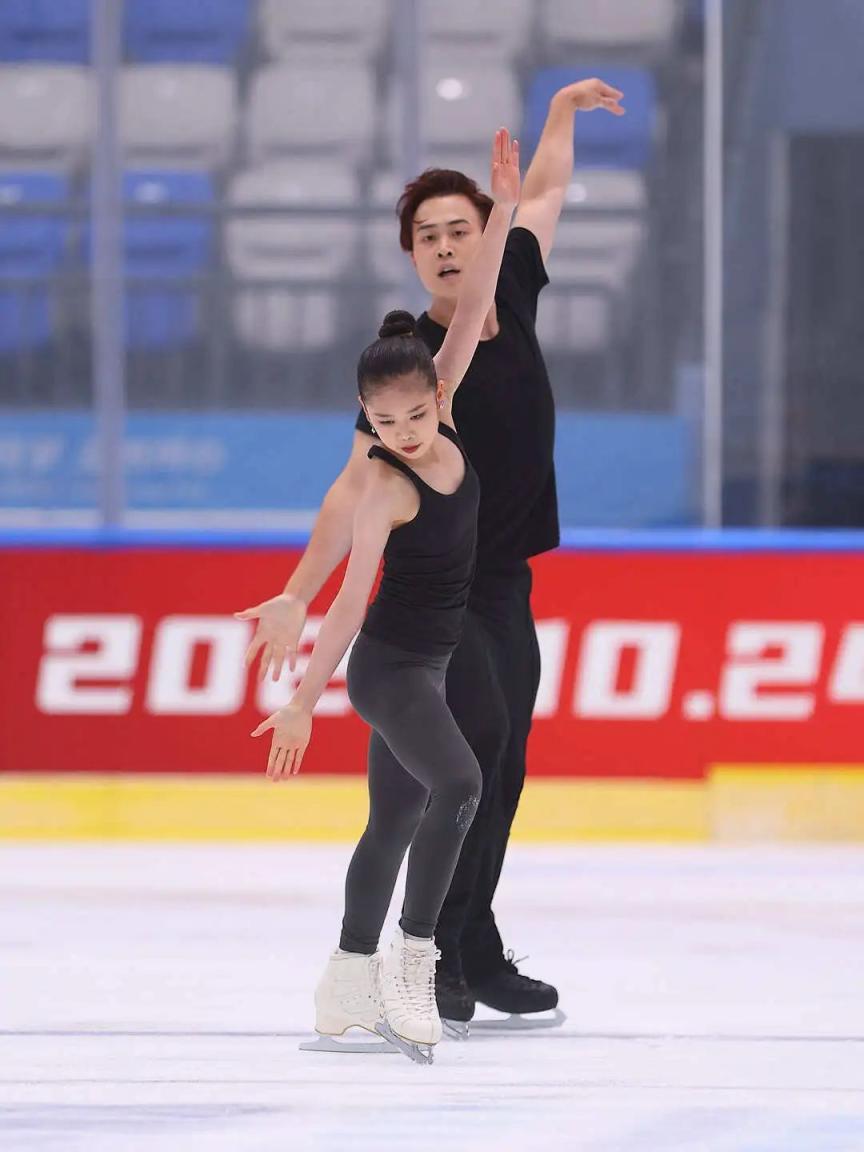 冬奥“抢票”，中国花滑老将新秀都拼了