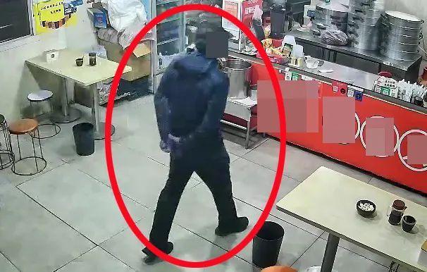 偷手机还 “敲竹杠”?刑拘! 偷手机还 “敲竹杠”?刑拘!