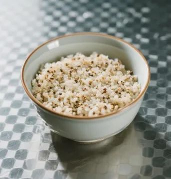 杂粮饭别乱吃!这样搭配,血糖稳了、肠胃也好了 杂粮饭别乱吃!这样搭配,血糖稳了、肠胃也好了