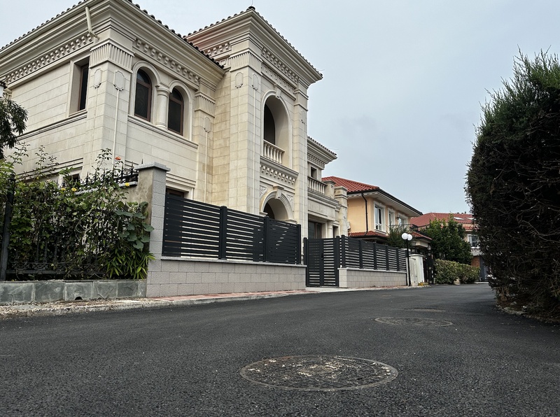 北京一小区靠居民众筹修公共区域，可行吗？