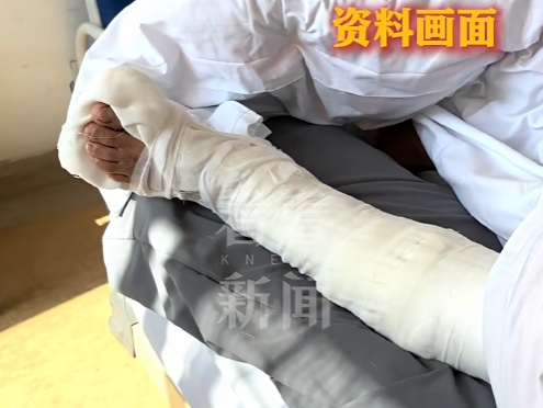 事发上海地铁，有人上下车时被撞骨折！这个乘车规则引热议
