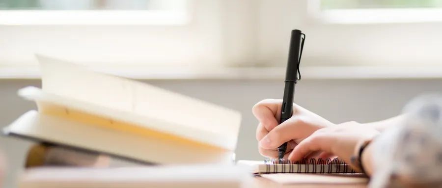 暑假尾声，帮孩子收心要避免这4个“误区”