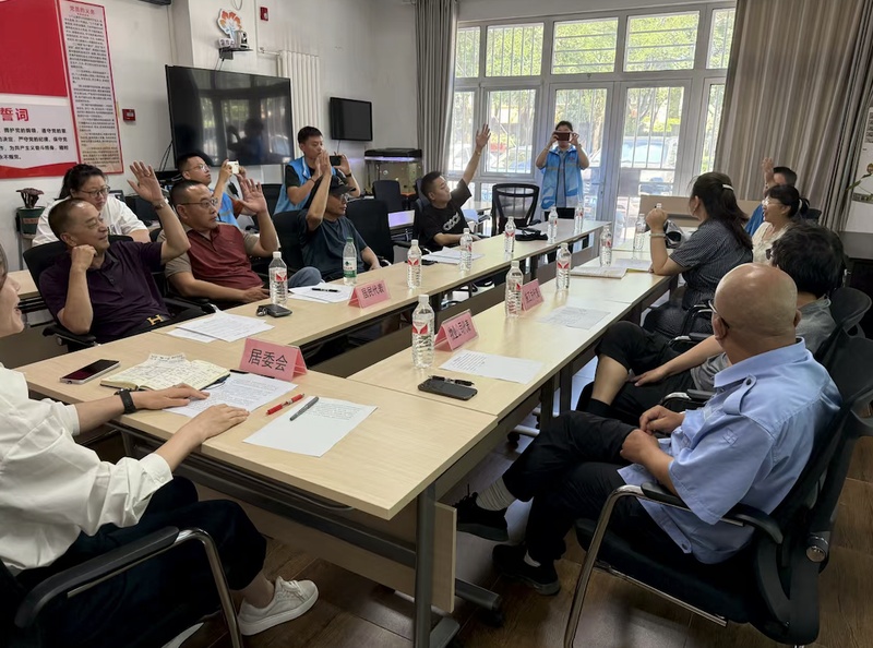 北京一小区靠居民众筹修公共区域，可行吗？