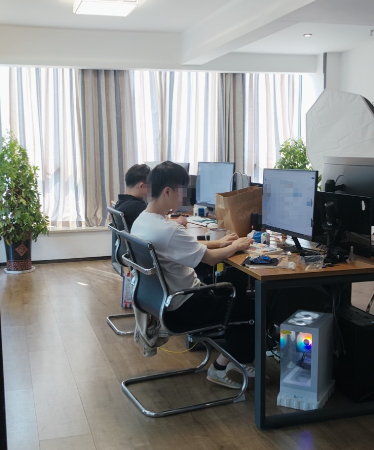 长沙“假装上班公司”火了！有人花20元“付费上班”一天，通过“假装上班”保持状态