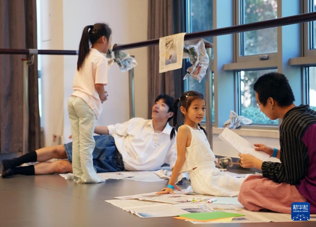 2025当代青年舞蹈双年展在上海举行