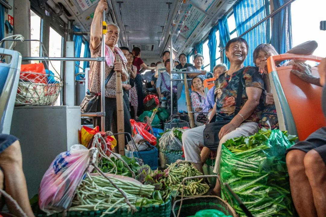 13路,全网点赞! 13路,全网点赞!