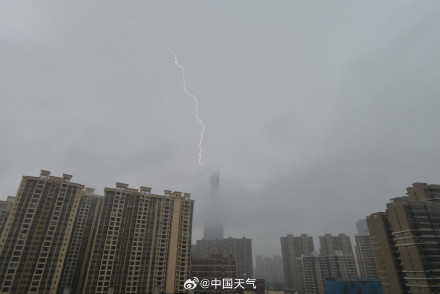 说好的14号台风呢？咋还是个低压？！