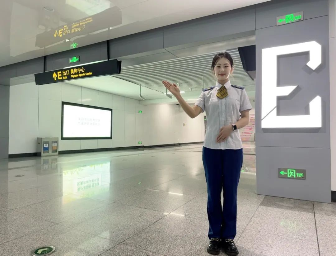 本周五，郑州地铁部分线路延时服务→