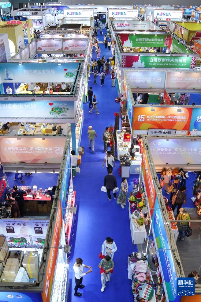 多国特色商品齐聚东北亚博览会 多国特色商品齐聚东北亚博览会