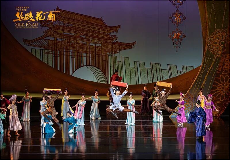 复原千年壁画，展现敦煌神韵！2025年新版《丝路花雨》惊艳亮相