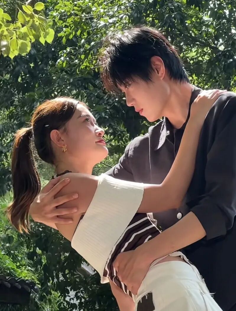 清华女博士回应“暑假兼职拍短剧一天睡3小时赚快钱”:前期多数零片酬 清华女博士回应“暑假兼职拍短剧一天睡3小时赚快钱”:前期多数零片酬