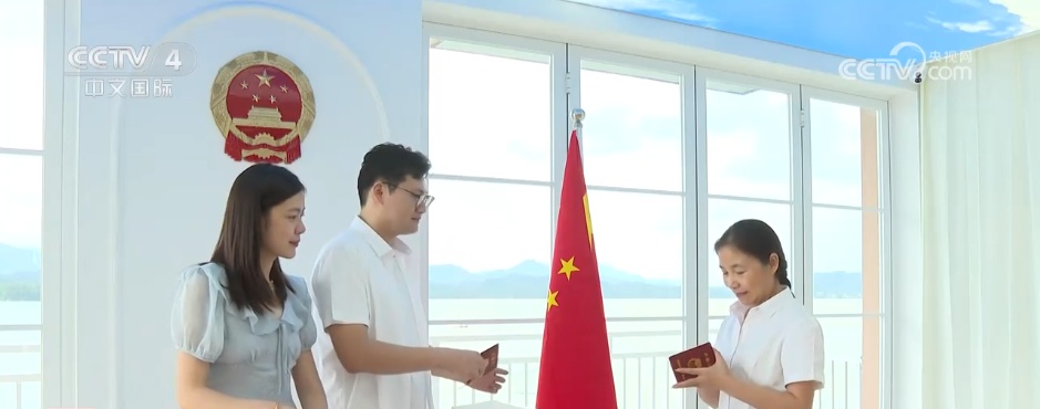 传统节日点燃“甜蜜经济” 文旅融合演绎“中式浪漫”