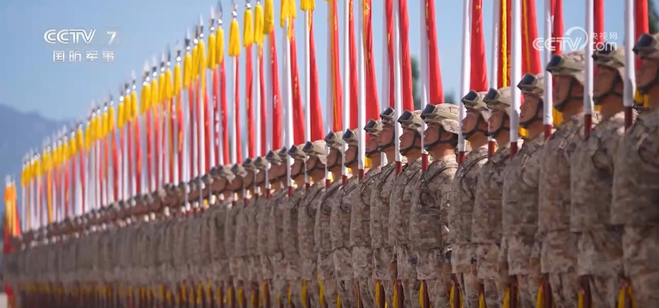 探访阅兵训练场 | 装备方队：数百台地面装备将以作战群形式展现我军强大能力