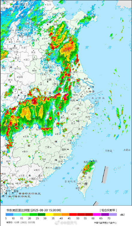 南方强对流多点爆发 警惕分散雷雨大风！