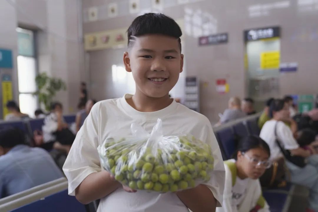 安检仪视角！颗颗分明的“小珠子”是什么