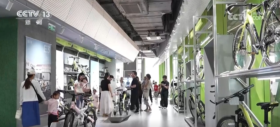 1.2亿元、6597.5万元、5961.8万元……全力“追新” “骑”出经济增长新引擎