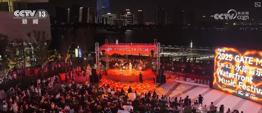 人气旺、消费热!“老空间+文化IP”化身潮酷空间 多元新场景撬动消费新引擎 人气旺、消费热!“老空间+文化IP”化身潮酷空间 多元新场景撬动消费新引擎