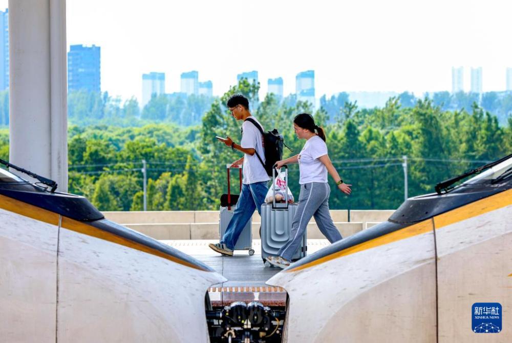 暑运收官 暑运收官