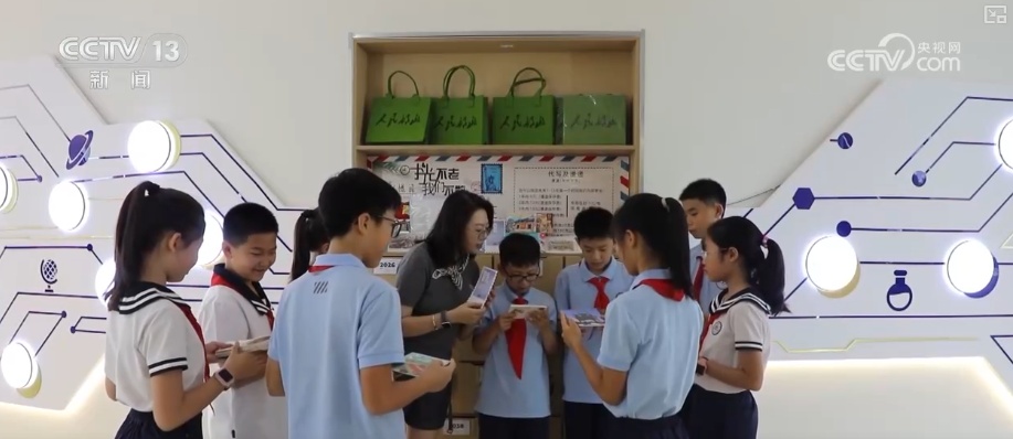 人气旺、消费热!“老空间+文化IP”化身潮酷空间 多元新场景撬动消费新引擎 人气旺、消费热!“老空间+文化IP”化身潮酷空间 多元新场景撬动消费新引擎