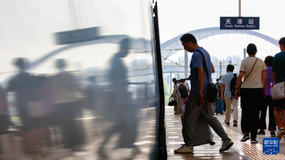 暑运收官 暑运收官