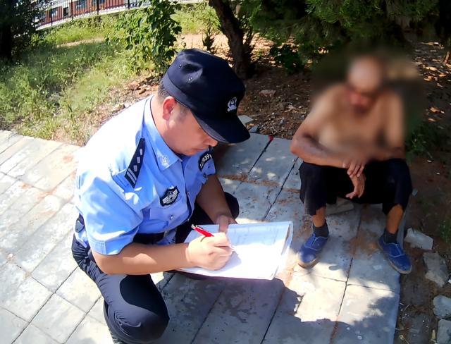 当“倔强”老人遇到“执着”民警，暖心一幕发生了！