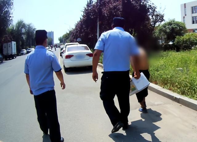 当“倔强”老人遇到“执着”民警，暖心一幕发生了！