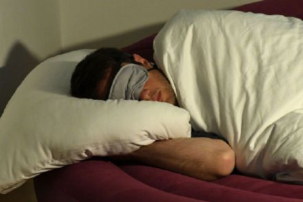 研究发现：周末习惯影响睡眠质量