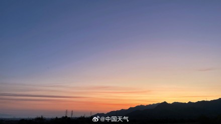 北京朝霞与日出相伴有多美