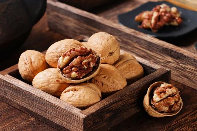 睡眠质量不太好,吃点这种坚果试一试 睡眠质量不太好,吃点这种坚果试一试