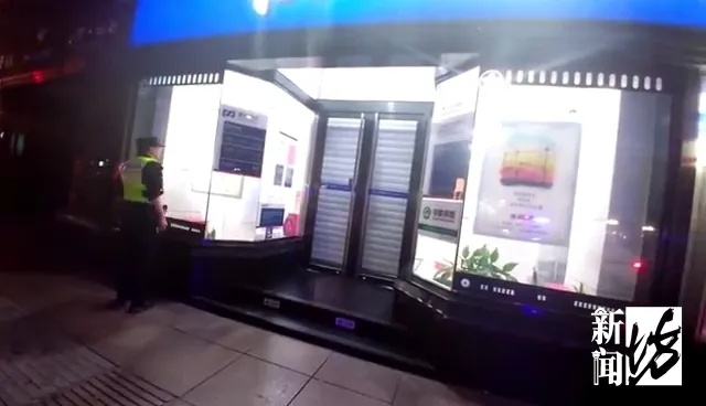 “孩子在银行失踪了!”上海一妈妈心急闹乌龙,网友吐槽:心太大 “孩子在银行失踪了!”上海一妈妈心急闹乌龙,网友吐槽:心太大