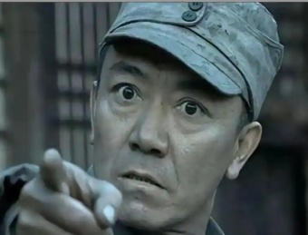 弹幕刷屏！《亮剑》回归！