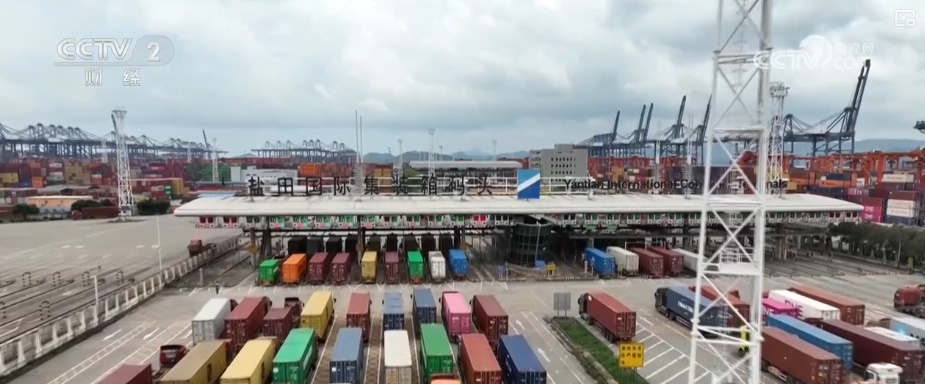 集装箱吞吐量增势强劲“含金量”足 多维度透视国际物流能力积厚成势 集装箱吞吐量增势强劲“含金量”足 多维度透视国际物流能力积厚成势