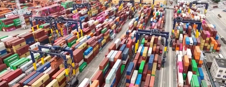 集装箱吞吐量增势强劲“含金量”足 多维度透视国际物流能力积厚成势 集装箱吞吐量增势强劲“含金量”足 多维度透视国际物流能力积厚成势