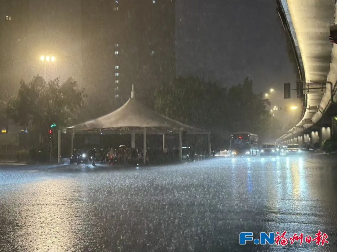 台风“琵琶”生成！福建局部大雨暴雨！