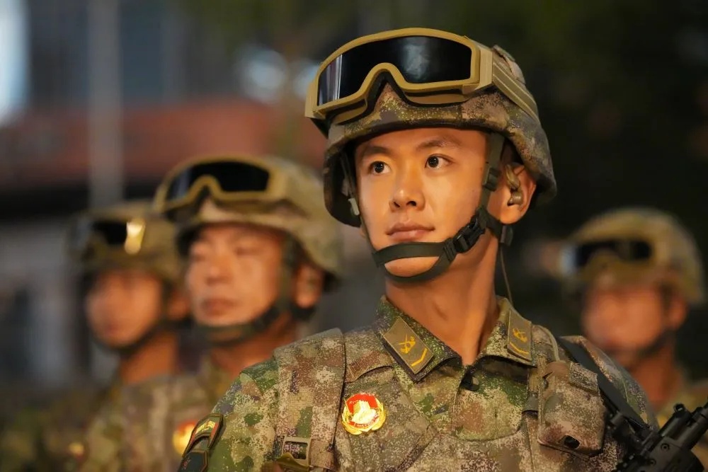 刷屏全网的帅气照片来了！（不够还有）
