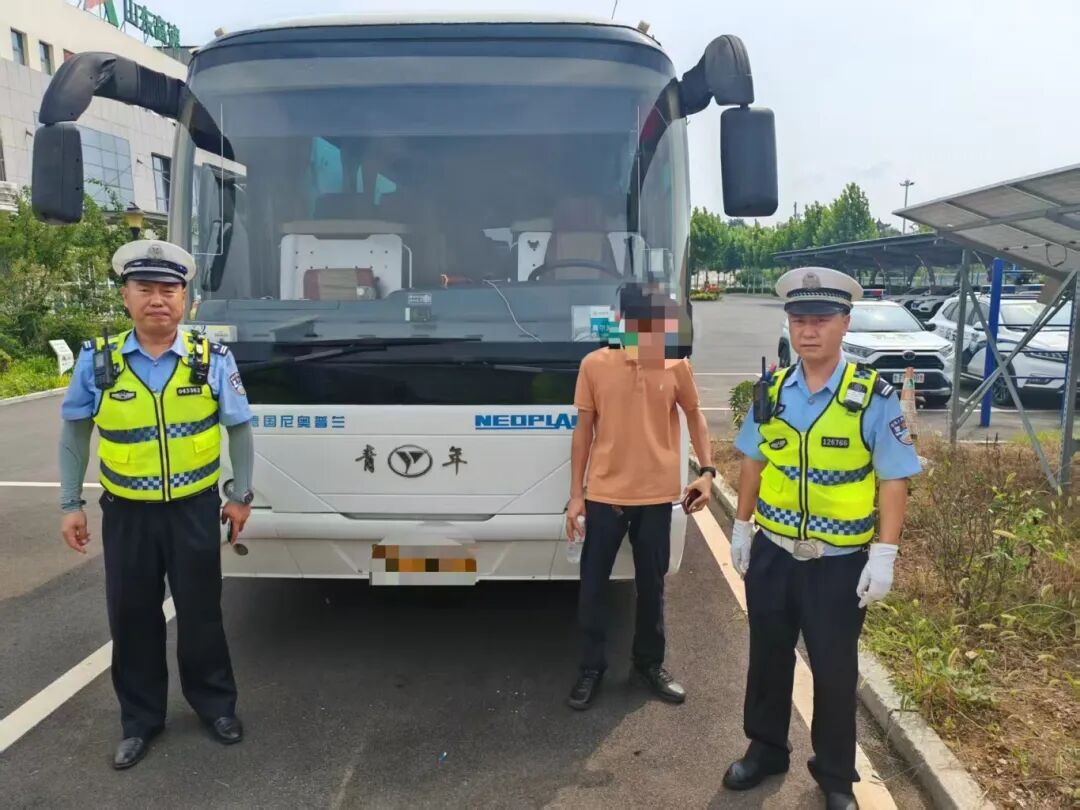 “小本”开“大车”，扣分、罚款、拘留！