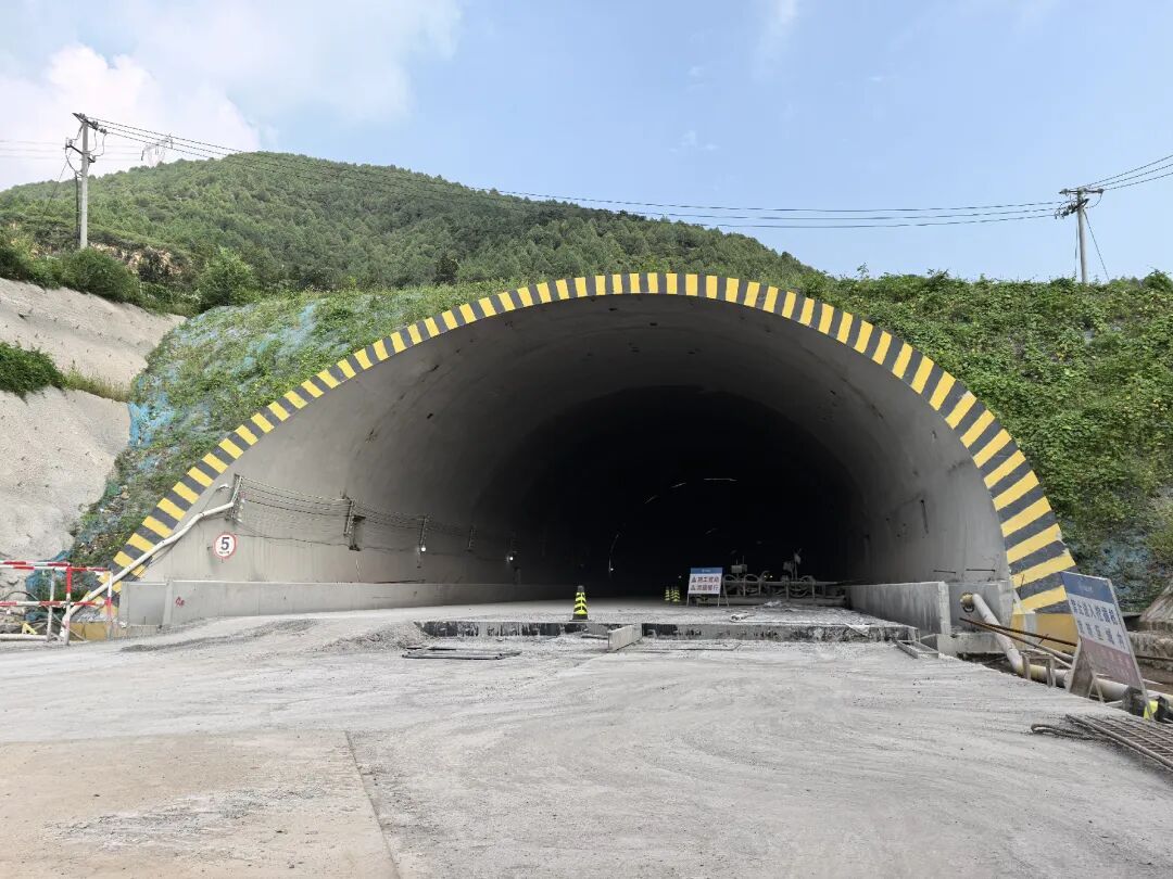 北京‌⇋‌河北承德“第二通道”！承平高速进展——