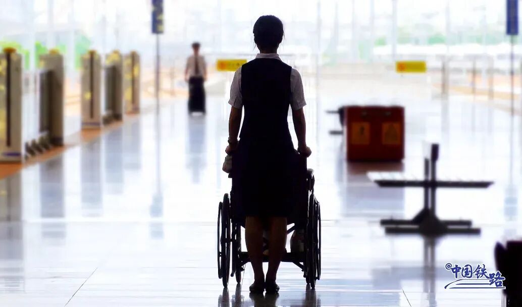 明天开售！这些人坐火车有新优惠