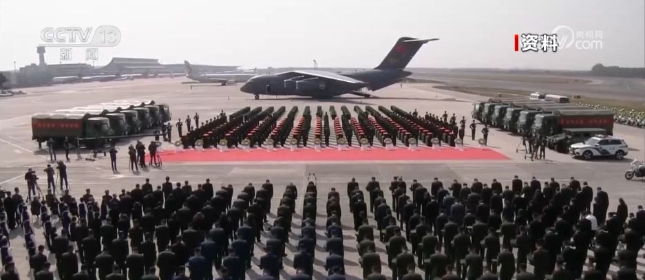 重塑现代空战新格局 解码受阅空中梯队“正确打开方式”