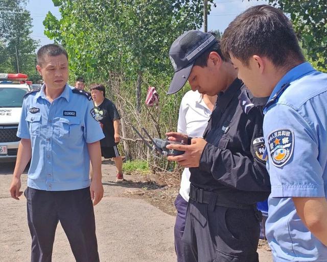 空地搜救八小时，警用无人机找回八旬走失老人！