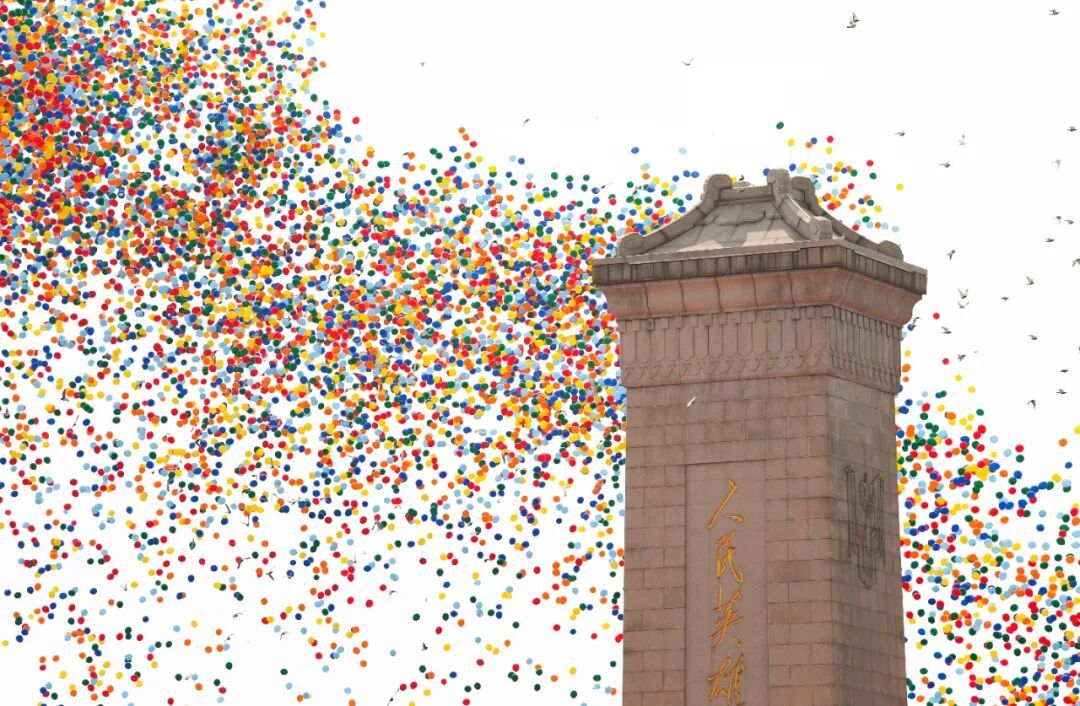 阅兵现场放飞的8万只气球，最后去哪儿了？