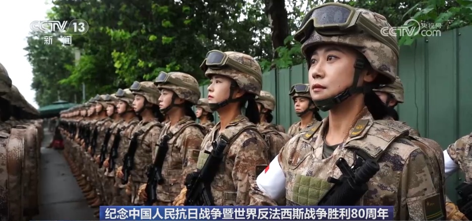 用实际行动展现使命与担当 看阅兵训练场上“白衣战士”的风采