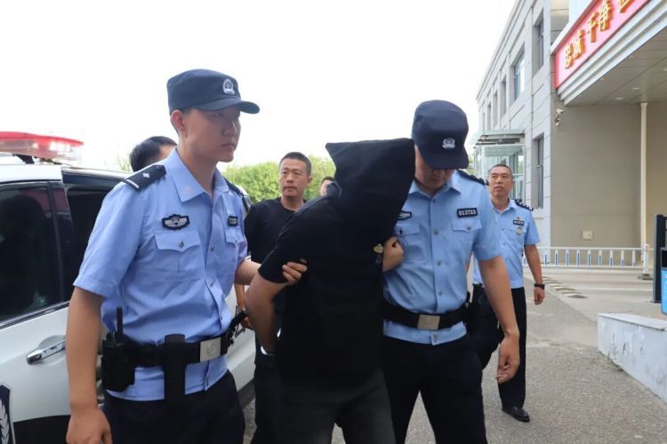 呼和浩特公安机关连破两起命案积案，最长跨越30 年！