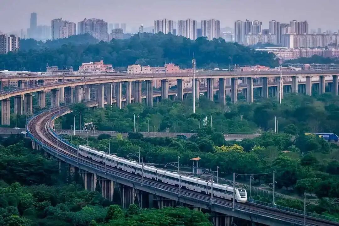 即日起，福田站可一线直达广州北！