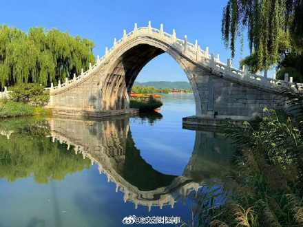 舒朗！北京秋天氛围感越来越浓了