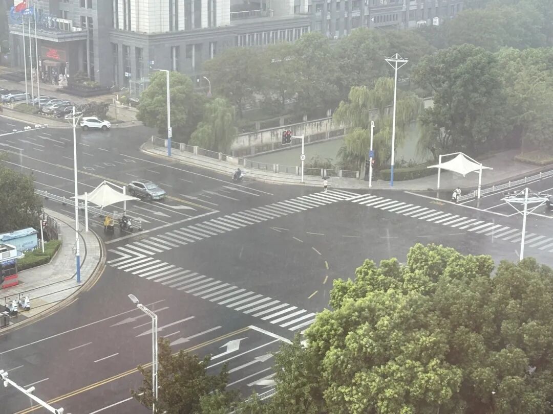 大雨！7～9级雷暴大风抵达常州