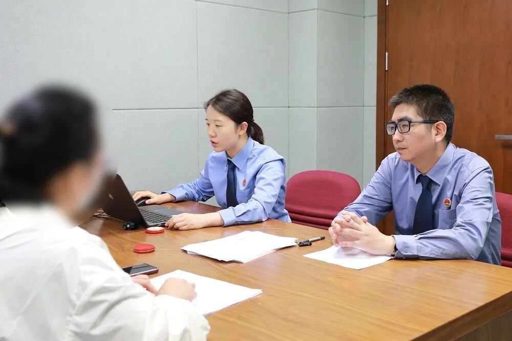 月嫂服务公司藏内鬼，近4万余条母婴信息流入摄影工作室