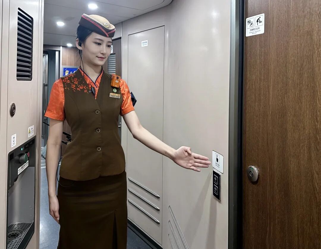 高铁列车的“门”道，你了解多少？