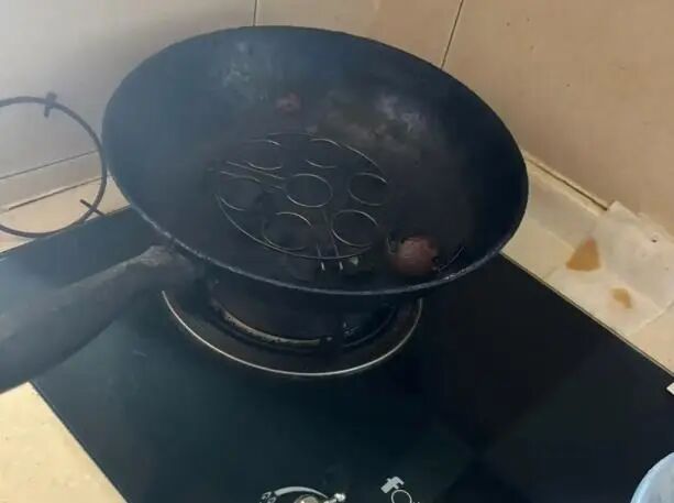 吓出冷汗！出门27天，回家灶台还在烧！